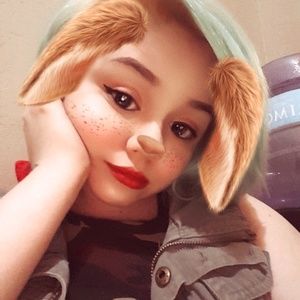 Meet your Posher, Julissa